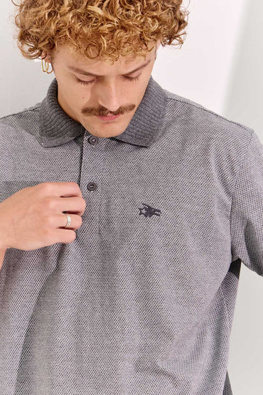 Camisa Polo Masculina com Bordado Ambiguous